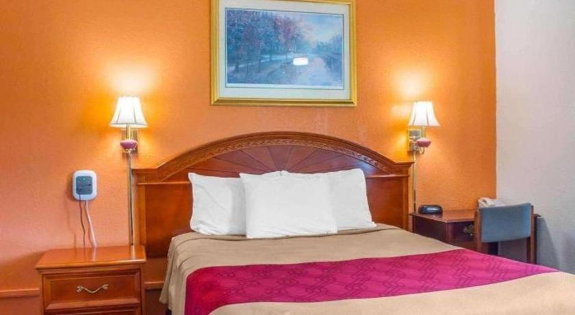 Econo Lodge Cuba I-86 Екстериор снимка