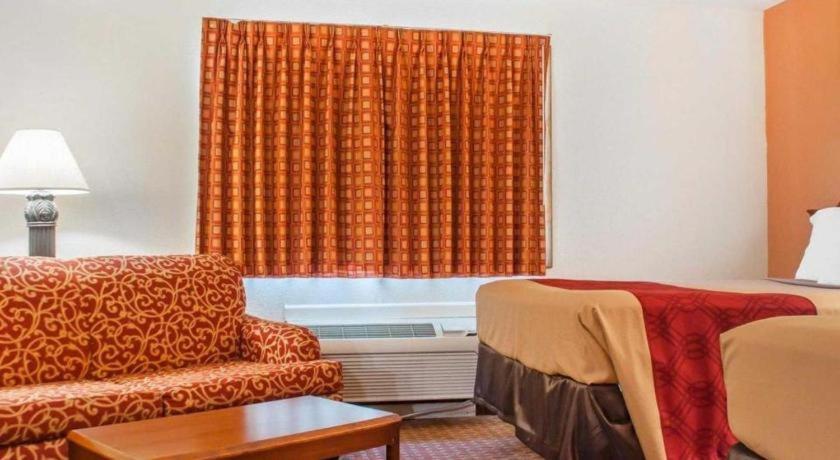 Econo Lodge Cuba I-86 Екстериор снимка