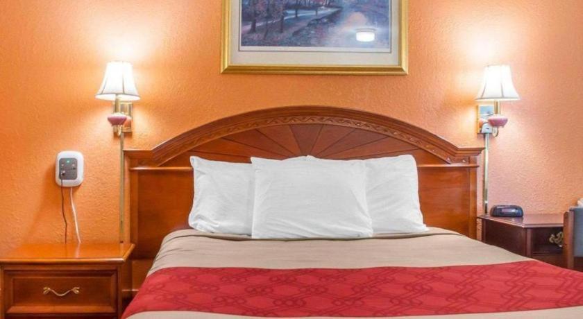 Econo Lodge Cuba I-86 Екстериор снимка