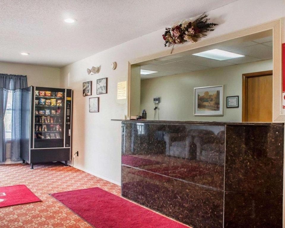 Econo Lodge Cuba I-86 Екстериор снимка
